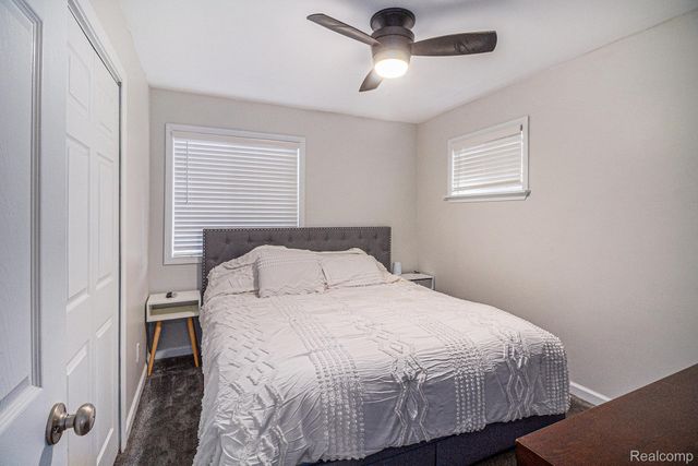 207 Woodbine Drive, Milford Charter Township, MI 48380