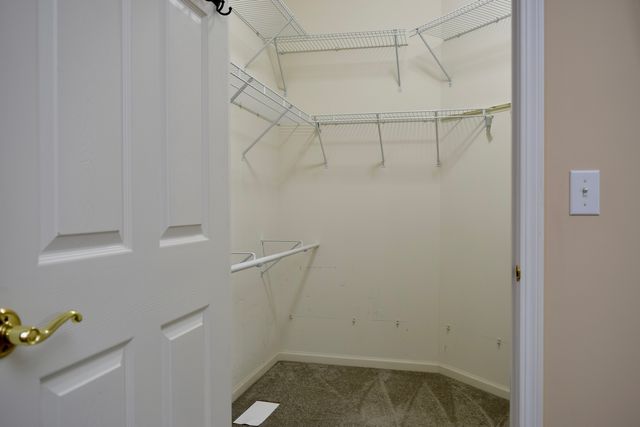 1126 N Oakwood Drive 1126, Fox Lake, IL 60020