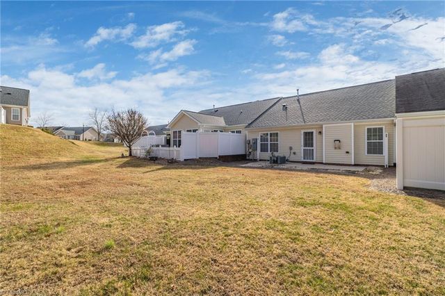 706 Chas Court, High Point, NC 27265