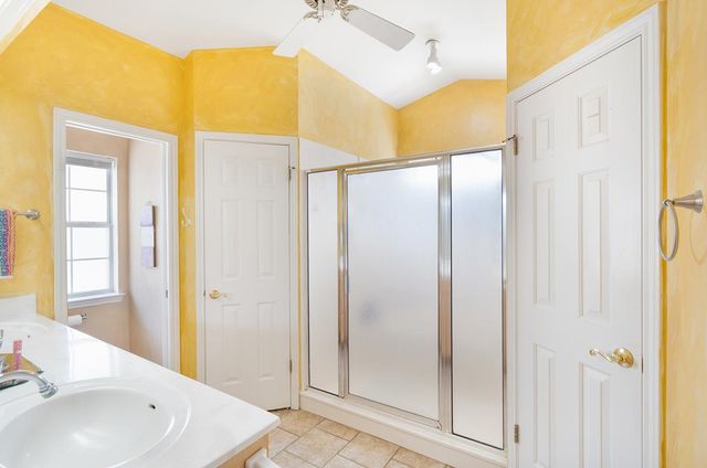 721 Riverhill Blvd, Kerrville, TX 78028