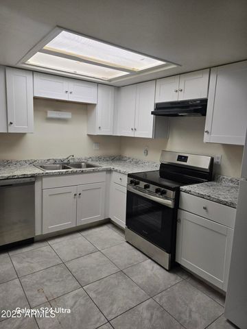 605 N 4TH Street B, Avondale, AZ 85323