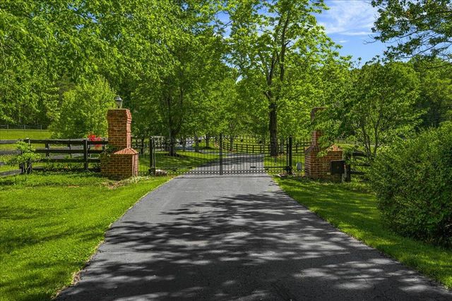 602 Cecil Wyatt Road, Corbin, KY 40701