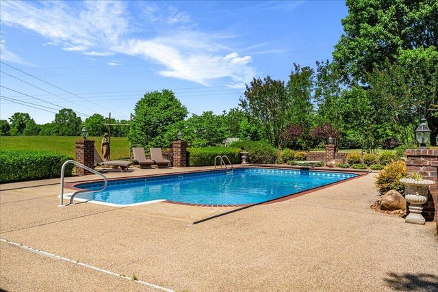 602 Cecil Wyatt Road, Corbin, KY 40701