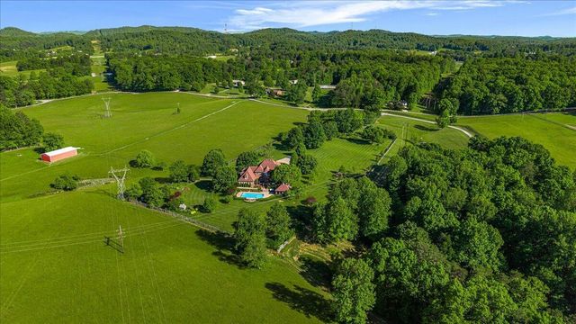 602 Cecil Wyatt Road, Corbin, KY 40701