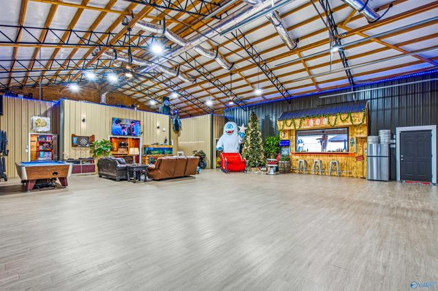 22542 Sharp Road, Athens, AL 35613