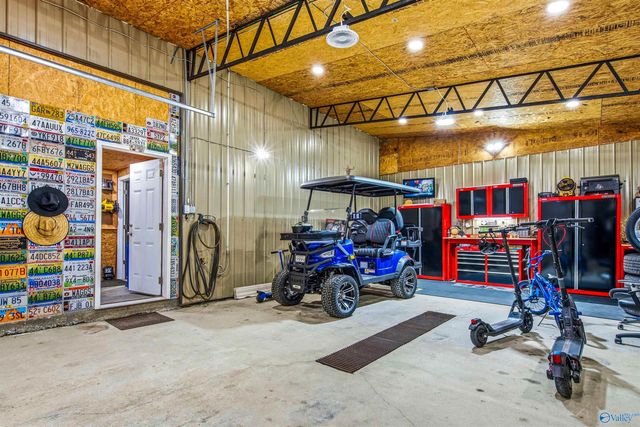 22542 Sharp Road, Athens, AL 35613