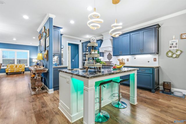 22542 Sharp Road, Athens, AL 35613