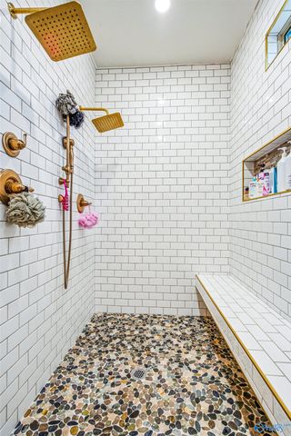 22542 Sharp Road, Athens, AL 35613