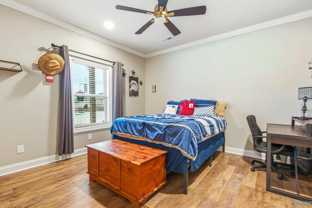 22542 Sharp Road, Athens, AL 35613