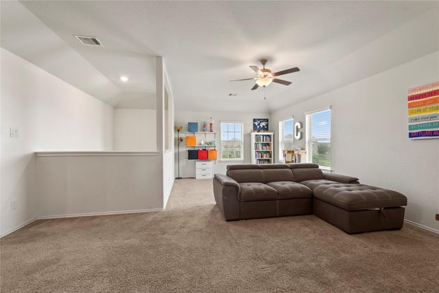 615 Laurel Trail Lane, La Marque, TX 77568