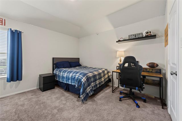 615 Laurel Trail Lane, La Marque, TX 77568