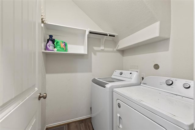 615 Laurel Trail Lane, La Marque, TX 77568