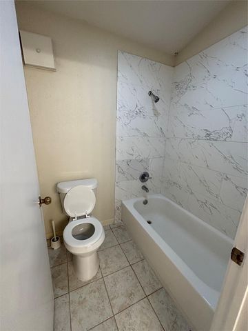 8055 Cambridge Street 2, Houston, TX 77054