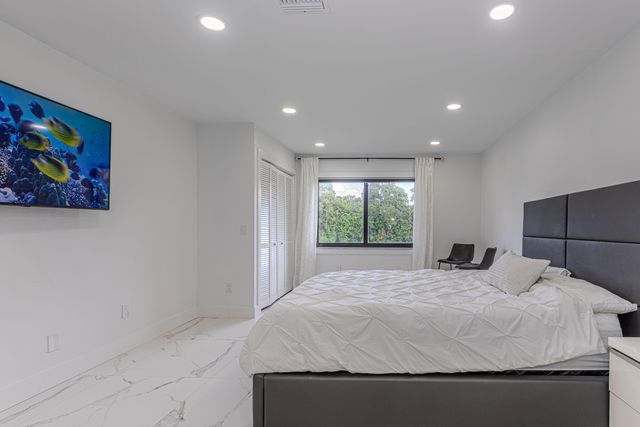 8545 Casa Del Lago F, Boca Raton, FL 33433