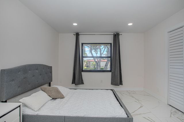 8545 Casa Del Lago F, Boca Raton, FL 33433