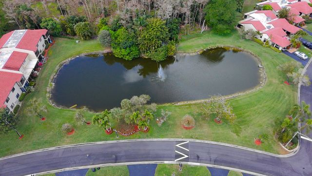 8545 Casa Del Lago F, Boca Raton, FL 33433