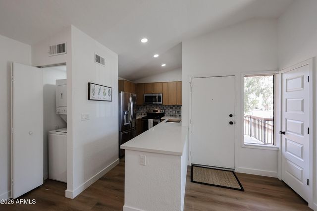 6550 N 47TH Avenue 212, Glendale, AZ 85301
