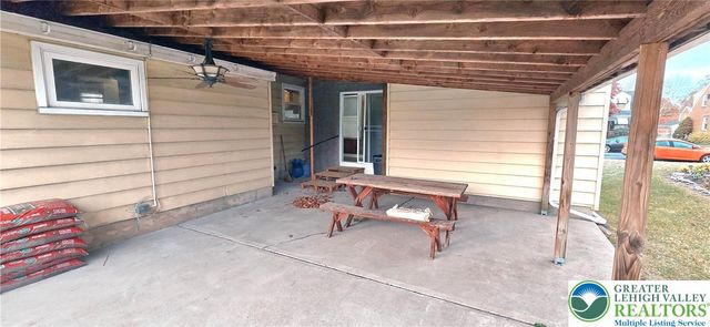 1103 North Van Buren Street, Allentown City, PA 18109