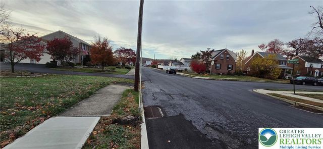 1103 North Van Buren Street, Allentown City, PA 18109