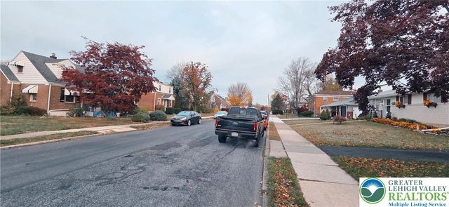 1103 North Van Buren Street, Allentown City, PA 18109