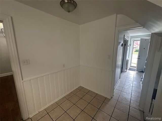 17544 Woodingham Drive, Detroit, MI 48221
