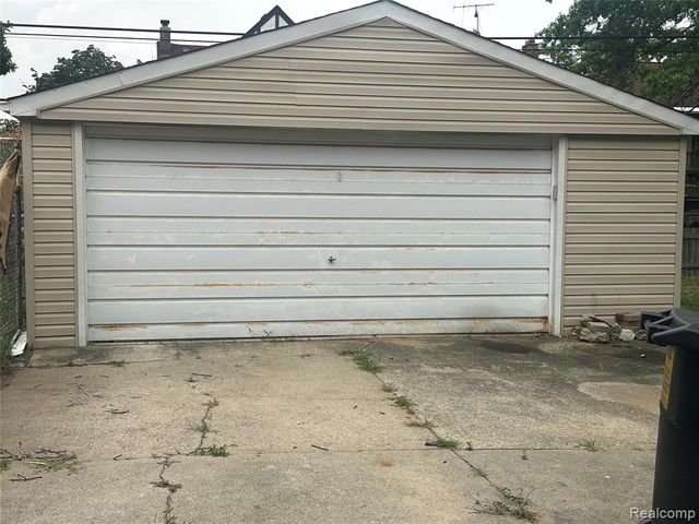 17544 Woodingham Drive, Detroit, MI 48221