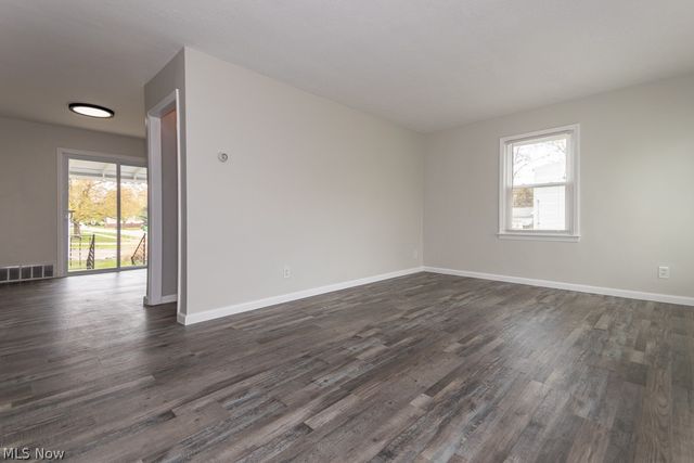 434 E 272nd Street, Euclid, OH 44132