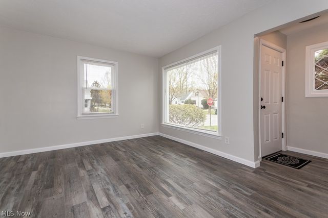 434 E 272nd Street, Euclid, OH 44132