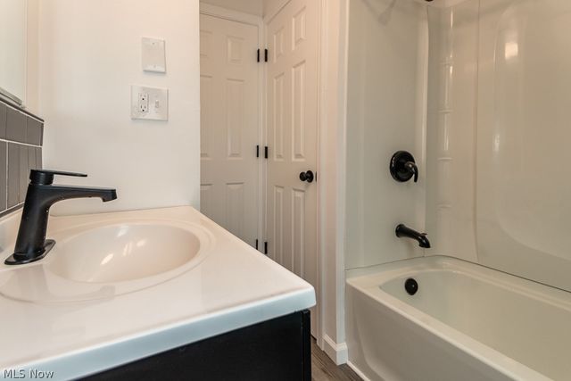 434 E 272nd Street, Euclid, OH 44132