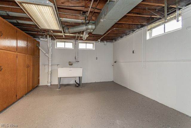 434 E 272nd Street, Euclid, OH 44132