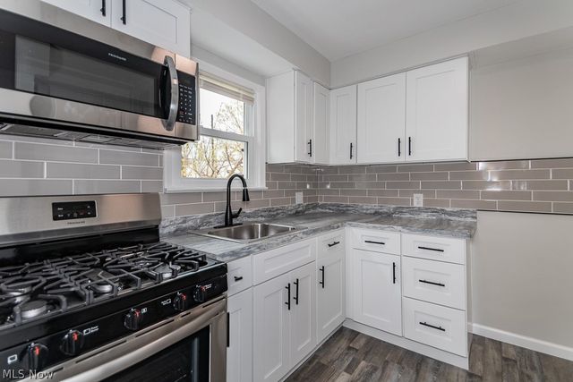 434 E 272nd Street, Euclid, OH 44132