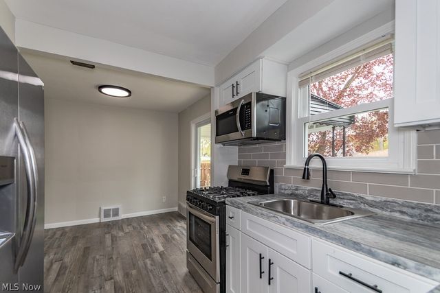434 E 272nd Street, Euclid, OH 44132
