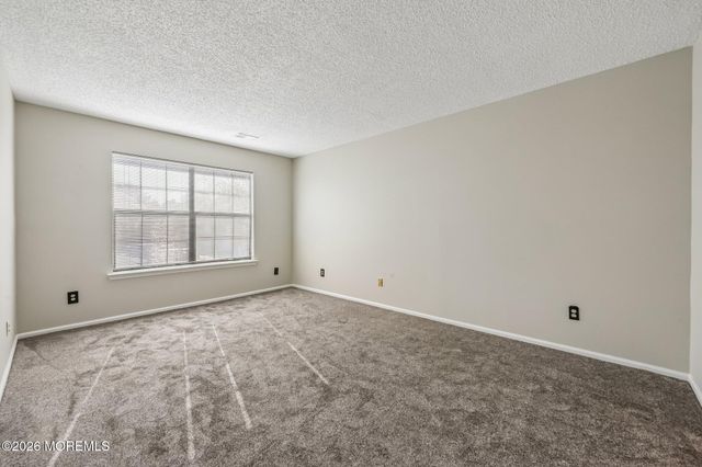 3015 Lighthouse Lane 3015, Parlin, NJ 08859