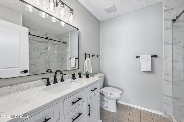 3015 Lighthouse Lane 3015, Parlin, NJ 08859