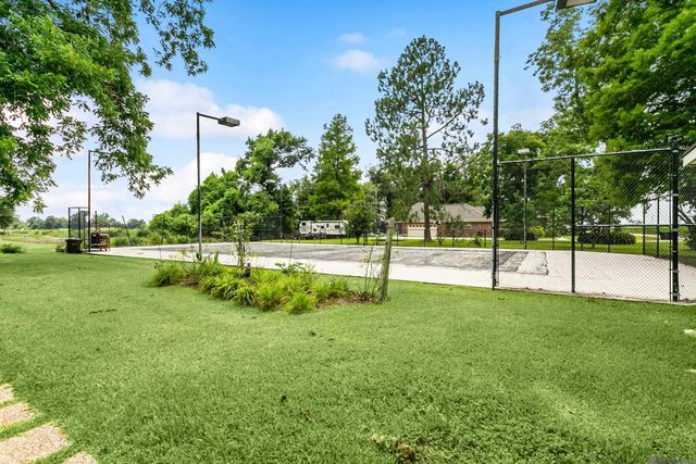 1011 Highway 1 South, Donaldsonville, LA 70346