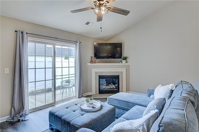 3915 Creekside Court, Winston-salem, NC 27127