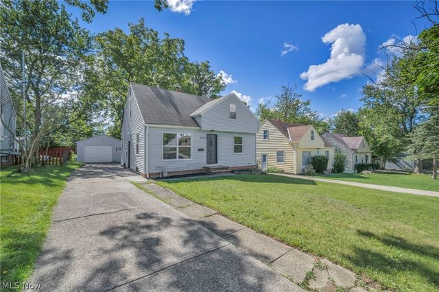 90 Cowles Avenue, Bedford, OH 44146