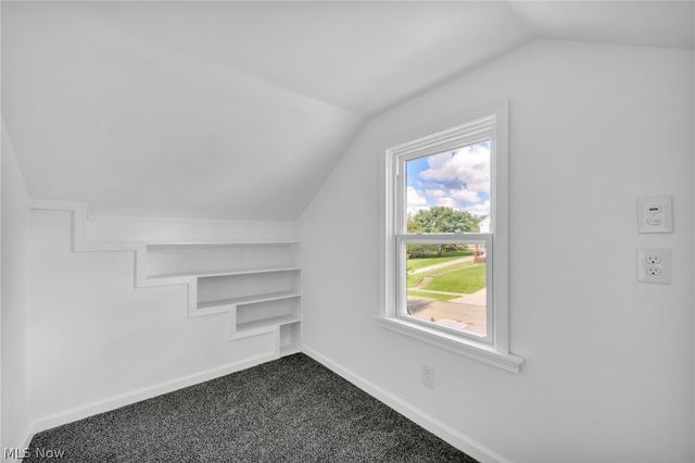 90 Cowles Avenue, Bedford, OH 44146