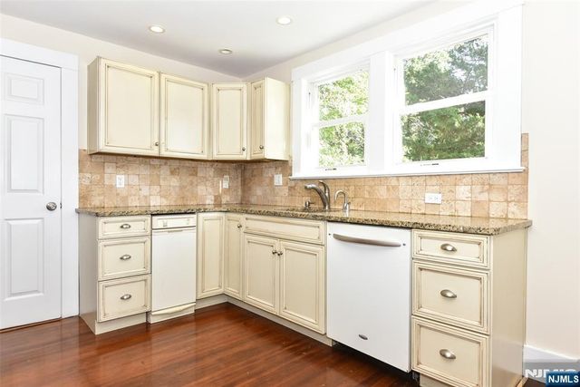 36 Hines Avenue, Mahwah, NJ 07430