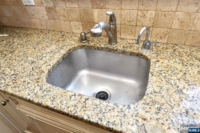 36 Hines Avenue, Mahwah, NJ 07430