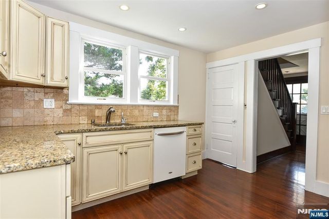 36 Hines Avenue, Mahwah, NJ 07430