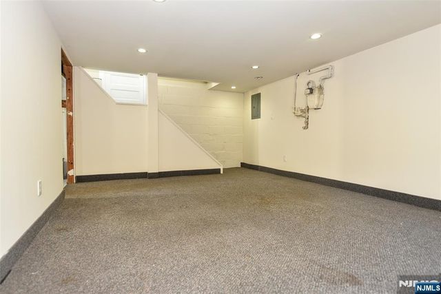 36 Hines Avenue, Mahwah, NJ 07430