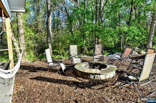 36 Hines Avenue, Mahwah, NJ 07430