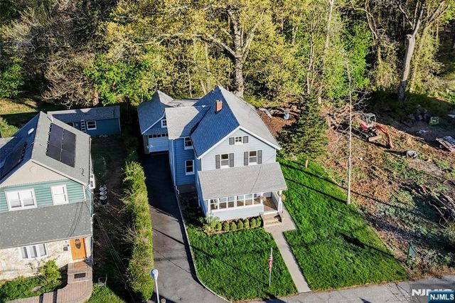 36 Hines Avenue, Mahwah, NJ 07430
