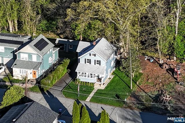 36 Hines Avenue, Mahwah, NJ 07430