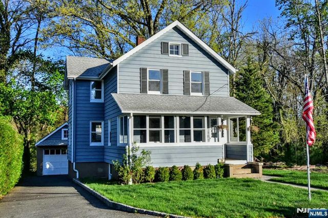 36 Hines Avenue, Mahwah, NJ 07430