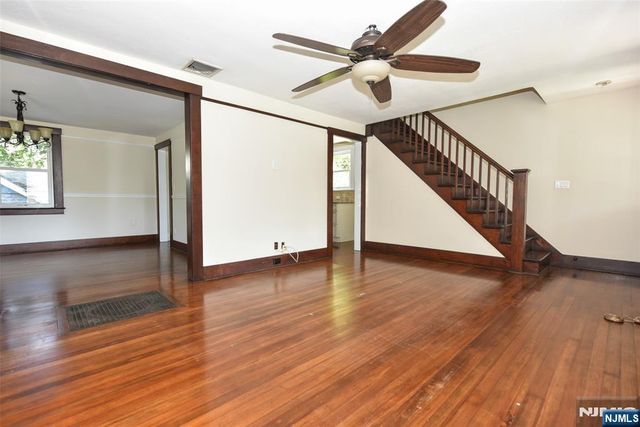 36 Hines Avenue, Mahwah, NJ 07430