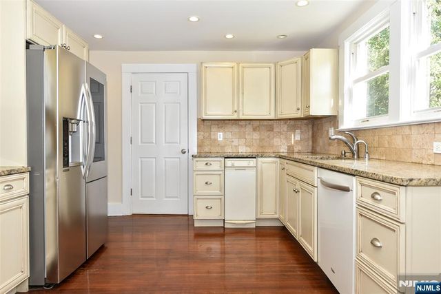 36 Hines Avenue, Mahwah, NJ 07430