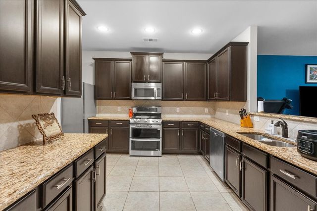 2529 Spring Meadows Drive, Denton, TX 76209