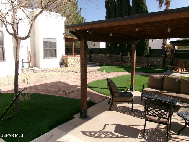 5833 Angel Street, El Paso, TX 79932